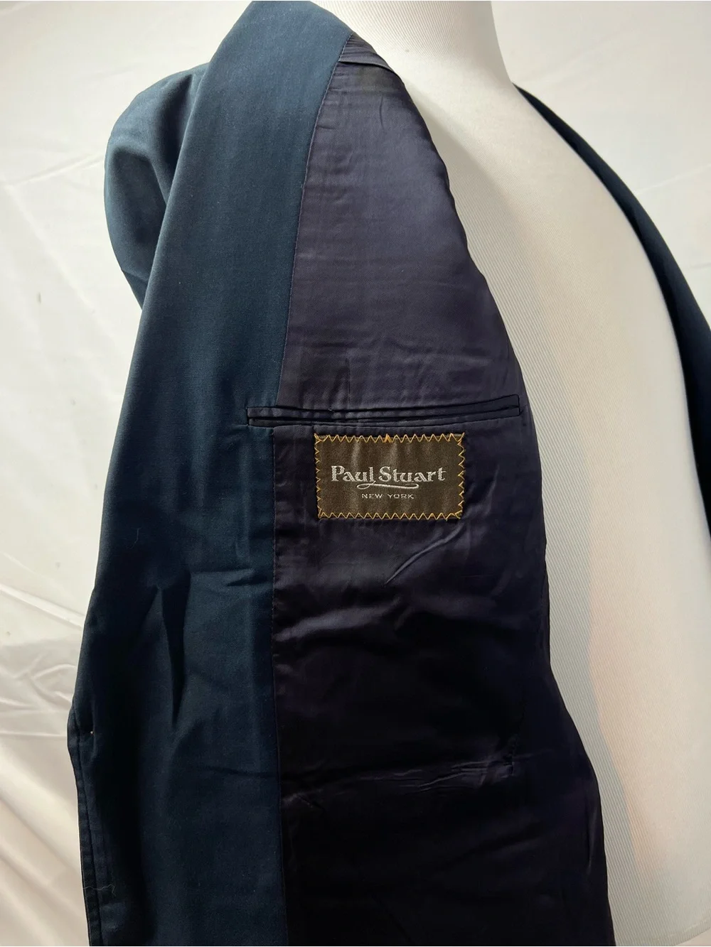 Paul Stuart Navy Blazer with Light Brown Buttons